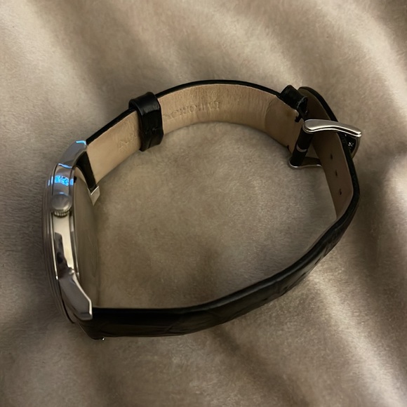 **SOLD ELSEWHERE** Emporior Armani - Unisex Black Watch w/ Silver Face - Picture 2 of 16